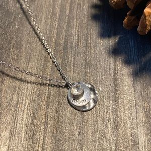 🌷Layered MOM Necklace🌷